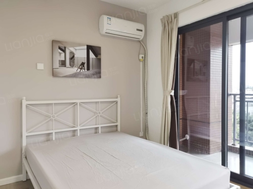 合租·海伦印象 4居室 东南卧