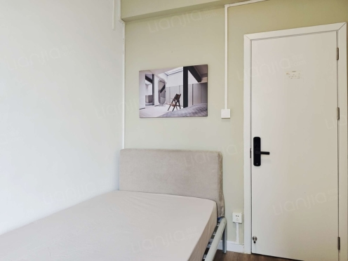 合租·仁和香榭广场 4居室 西卧