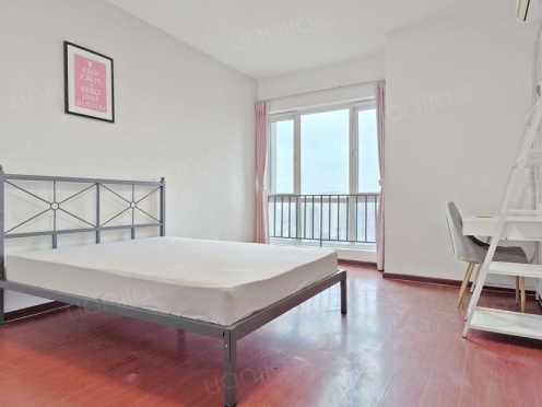 合租·天府滨河湾 4居室 西卧