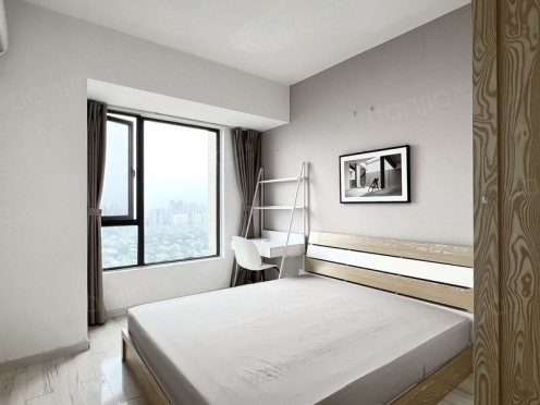 合租·蓝润ISC 4居室 西卧