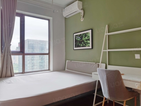 合租·天府豪庭 4居室 东卧