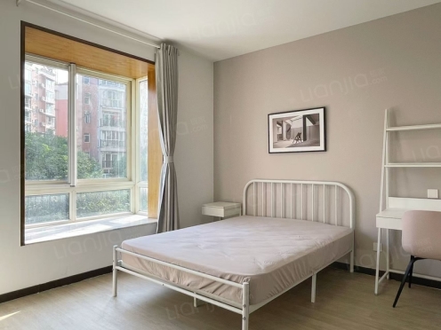 合租·人和逸景 4居室 东南卧