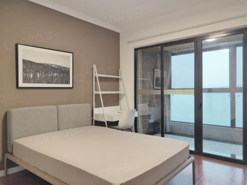 合租·中德英伦世邦K区 4居室 西南卧