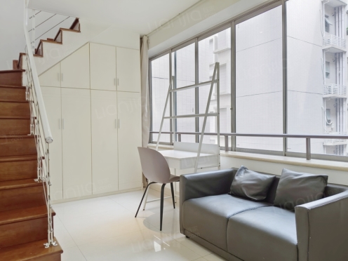 合租·中海兰庭 5居室 西北卧