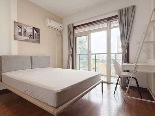 合租·鸿阁一号 3居室 西卧