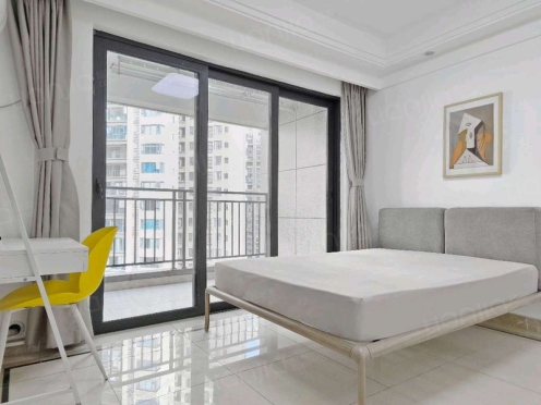 合租·中海右岸 4居室 东卧