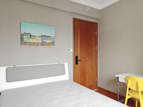 合租·天府半岛六期 4居室 东卧