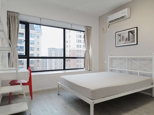 合租·中德英伦世邦F区 4居室 南卧