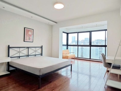 合租·锦天国际 3居室 西南卧