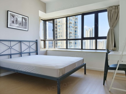 合租·中房优山PLUS 4居室 西北卧