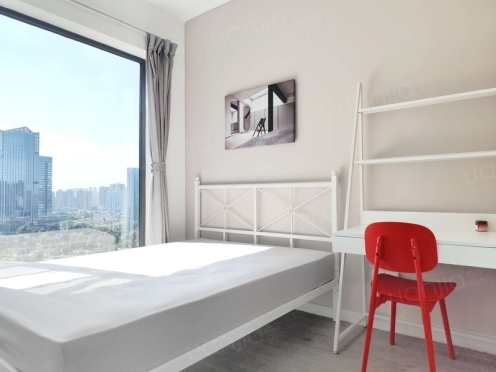 合租·金地天府城 3居室 南卧