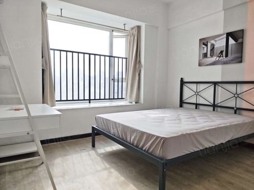 合租·中房蓝水湾 4居室 西卧