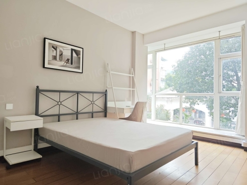 合租·兴元花园二期 4居室 东卧