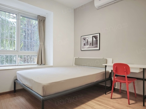 合租·卓锦城二期 4居室 东北卧