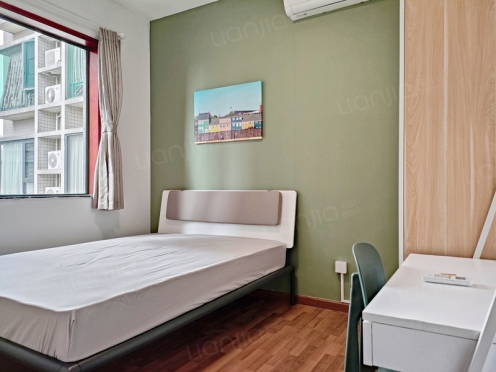 合租·四季花城 3居室 西卧