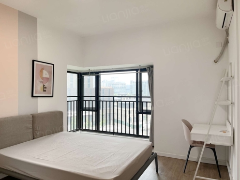 合租·蜀郡又一城 4居室 东卧