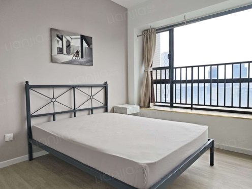 合租·英郡一期 4居室 西南卧