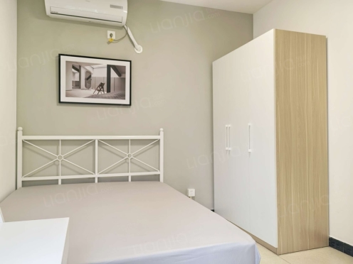 合租·清水路苑 3居室 东卧