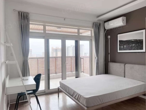 合租·优品尚东 3居室 东卧