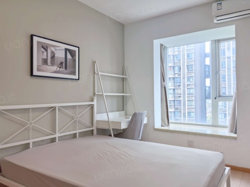 合租·长富新城 3居室 东卧