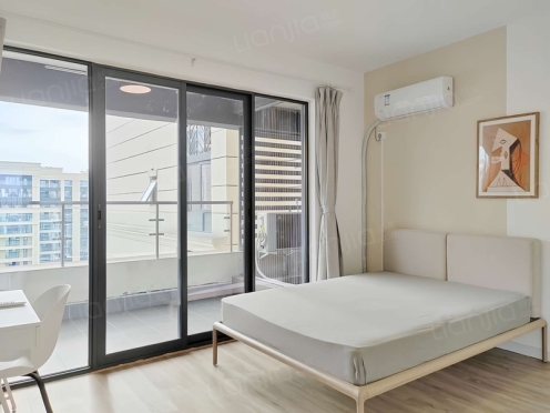 合租·美泉悦府 5居室 东卧