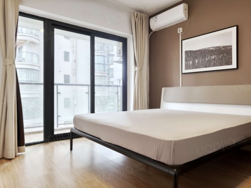 合租·外滩 3居室 西卧