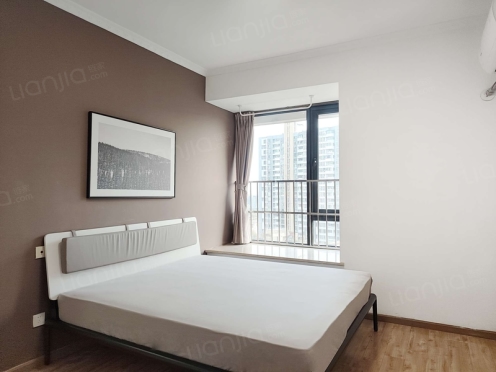 合租·翡翠城五期 4居室 南卧