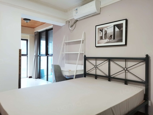 合租·泰基南棠 3居室 东卧