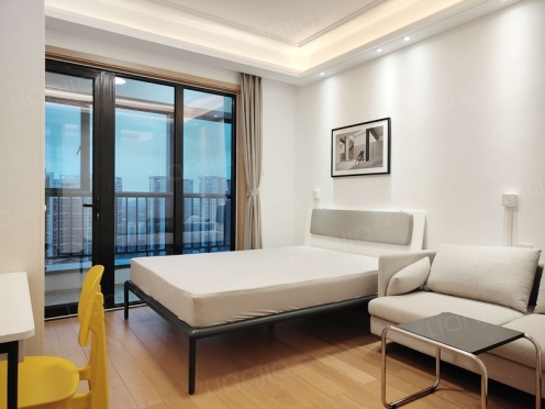 合租·麓府 4居室 西南卧