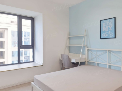 合租·金地天府城 4居室 西卧