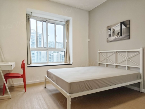 合租·金地嘉年华城A区 3居室 南卧