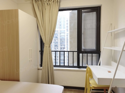 合租·朗基和今缘 5居室 北卧