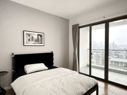 合租·凯华丽景 4居室 南卧