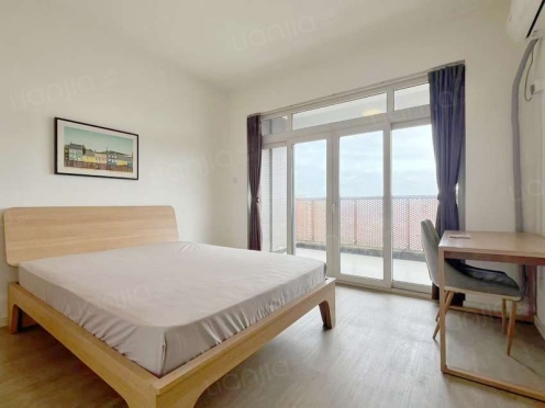 合租·优品尚东 3居室 东卧