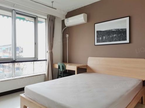 合租·双楠华苑 3居室 东卧