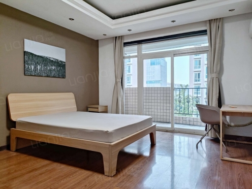 合租·新加坡花园 4居室 西卧