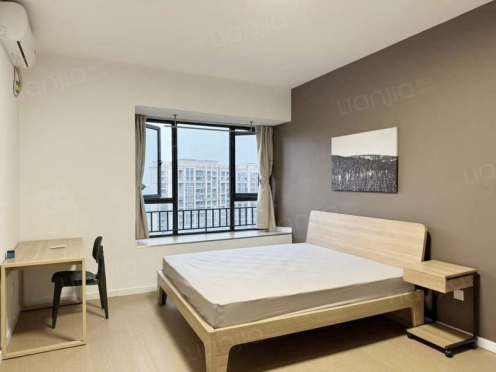 合租·建发天府鹭洲 4居室 西卧