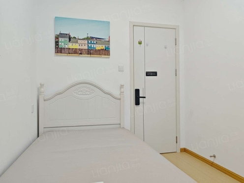 合租·建发中央湾区 5居室 北卧