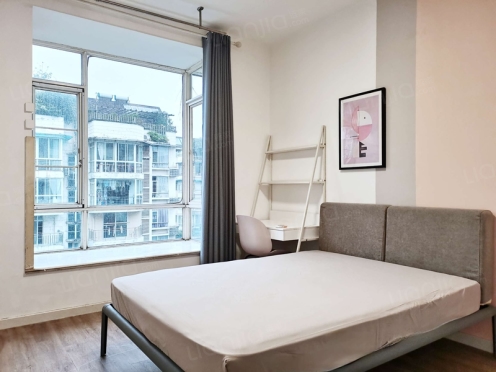 合租·金色花园一期 4居室 东南卧