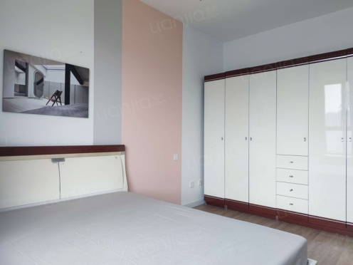 合租·名士公馆 4居室 南卧