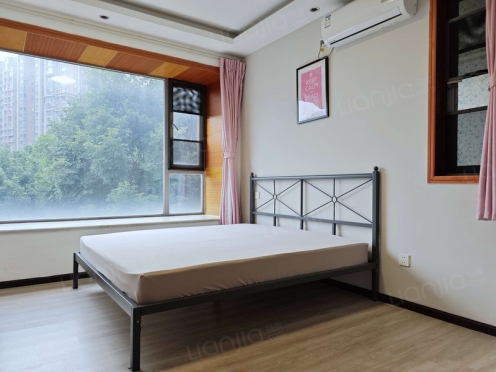 合租·时代晶科名苑 4居室 西卧