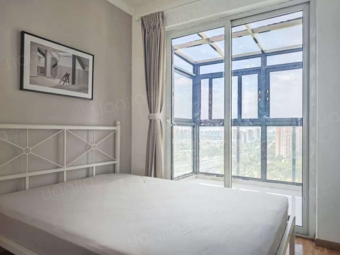 合租·首创国际城二期 5居室 东北卧