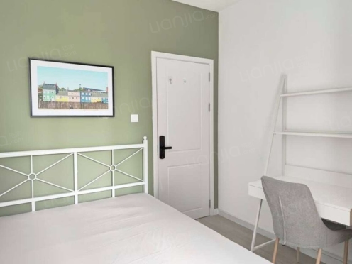 合租·中铁城锦南汇 4居室 东卧