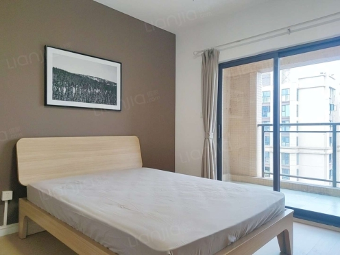 合租·首航欣程 5居室 西卧