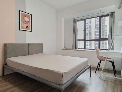 合租·中房优山PLUS 4居室 东北卧