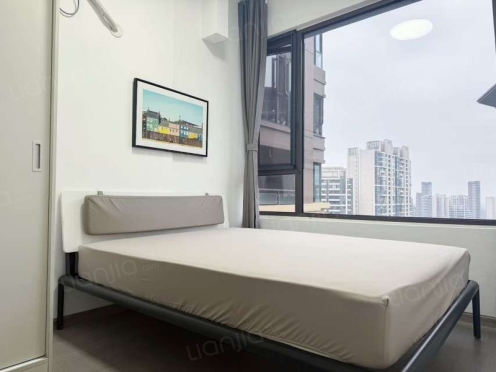 合租·万达华府 5居室 西卧