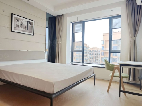 合租·比华利国际城一期 4居室 南卧