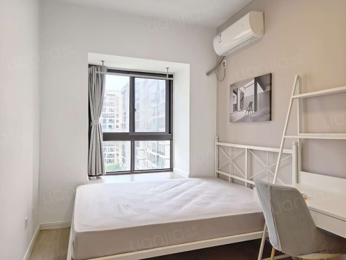 合租·诚品上院 5居室 北卧