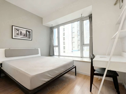 合租·花样年花郡 4居室 北卧