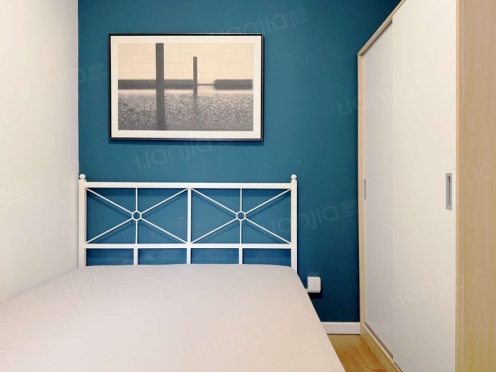 合租·摩根中心 3居室 东卧